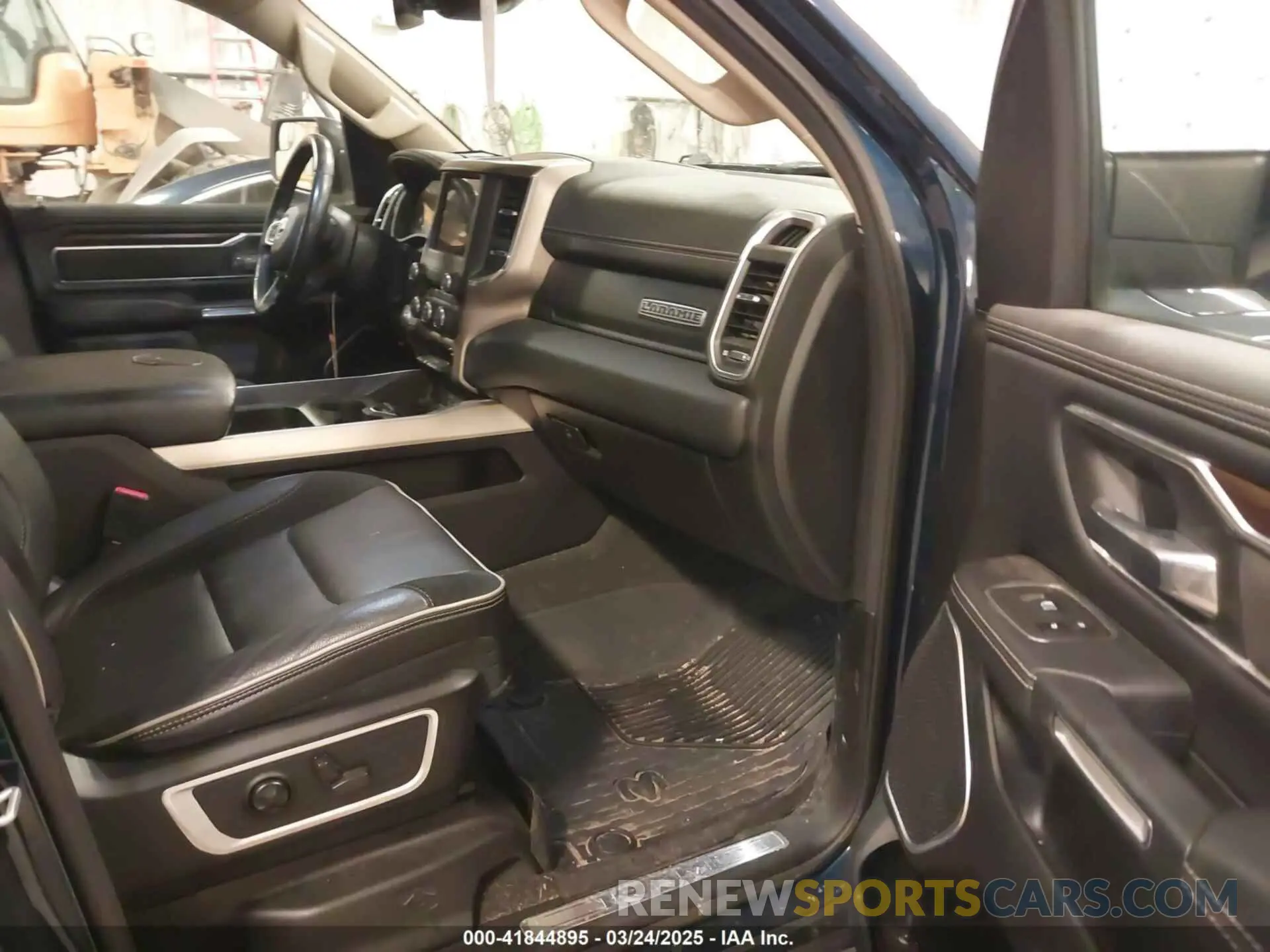 5 fotografías del automóvil dañado 1C6SRFJT6MN659212 RAM 1500 2021