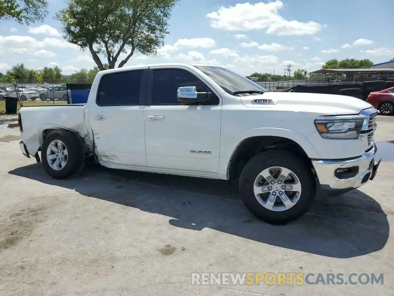 4 fotografías del automóvil dañado 1C6SRFJT6MN671165 RAM 1500 2021