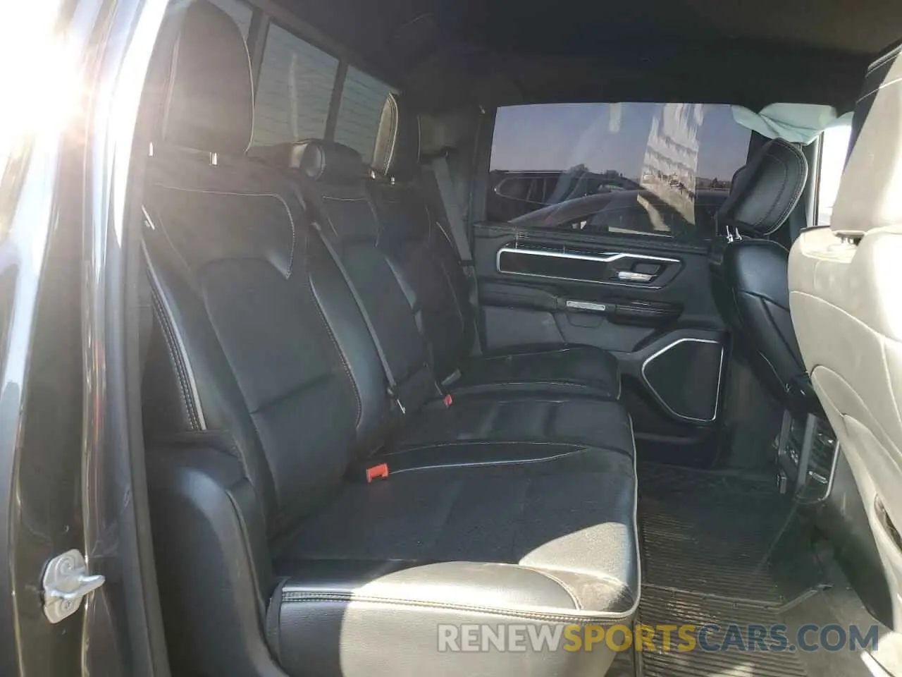 10 fotografías del automóvil dañado 1C6SRFJT8MN739062 RAM 1500 2021