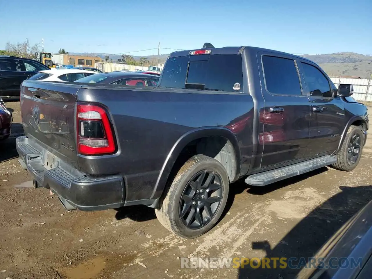 3 fotografías del automóvil dañado 1C6SRFJT8MN739062 RAM 1500 2021