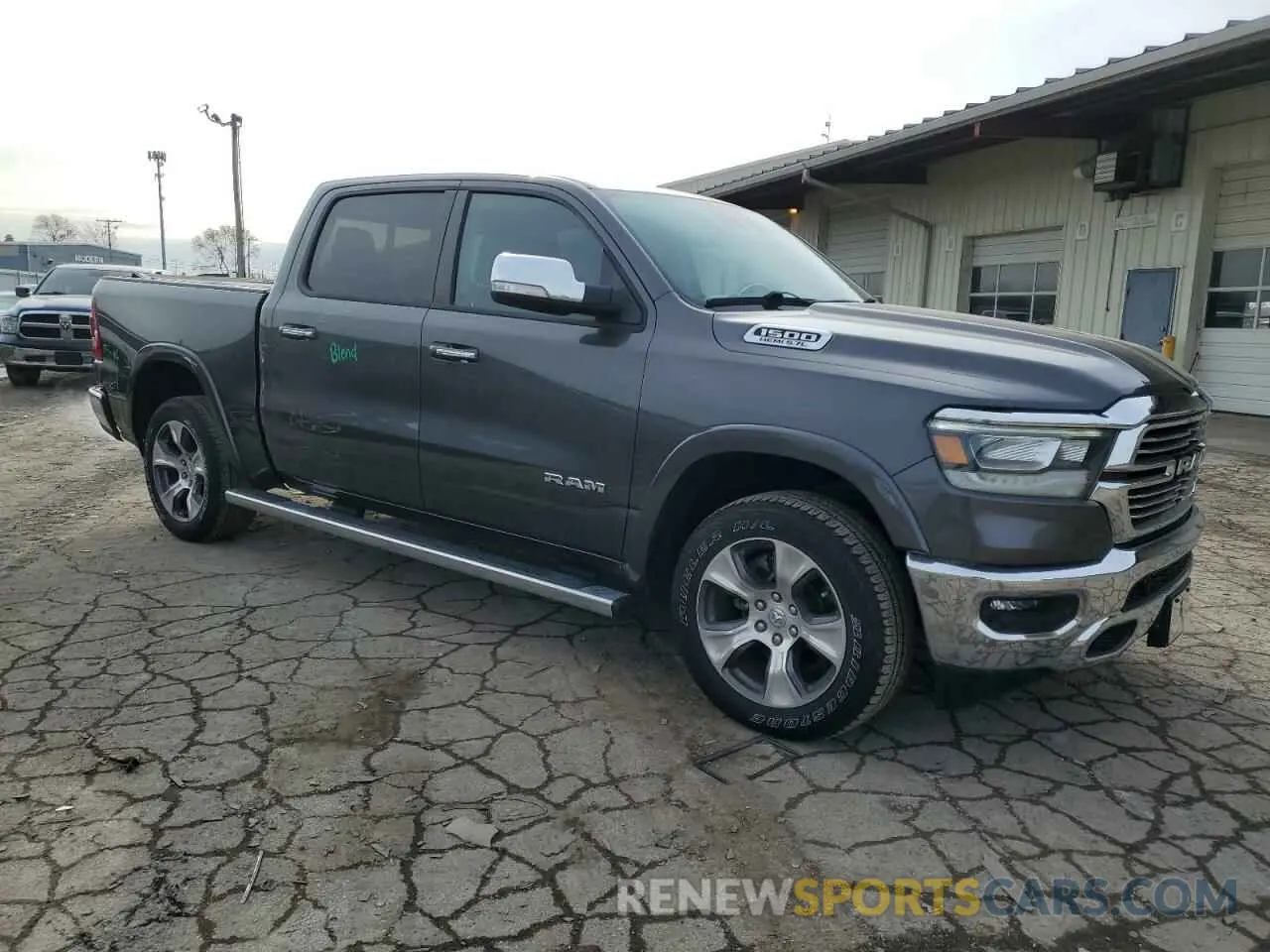 4 fotografías del automóvil dañado 1C6SRFJT9MN671807 RAM 1500 2021