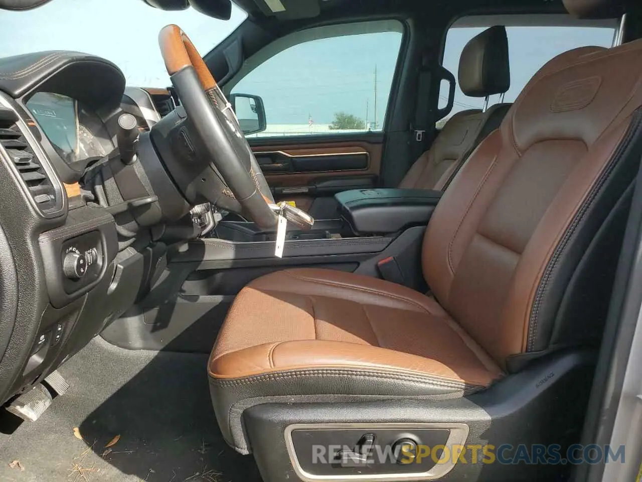 7 fotografías del automóvil dañado 1C6SRFKT1MN666793 RAM 1500 2021