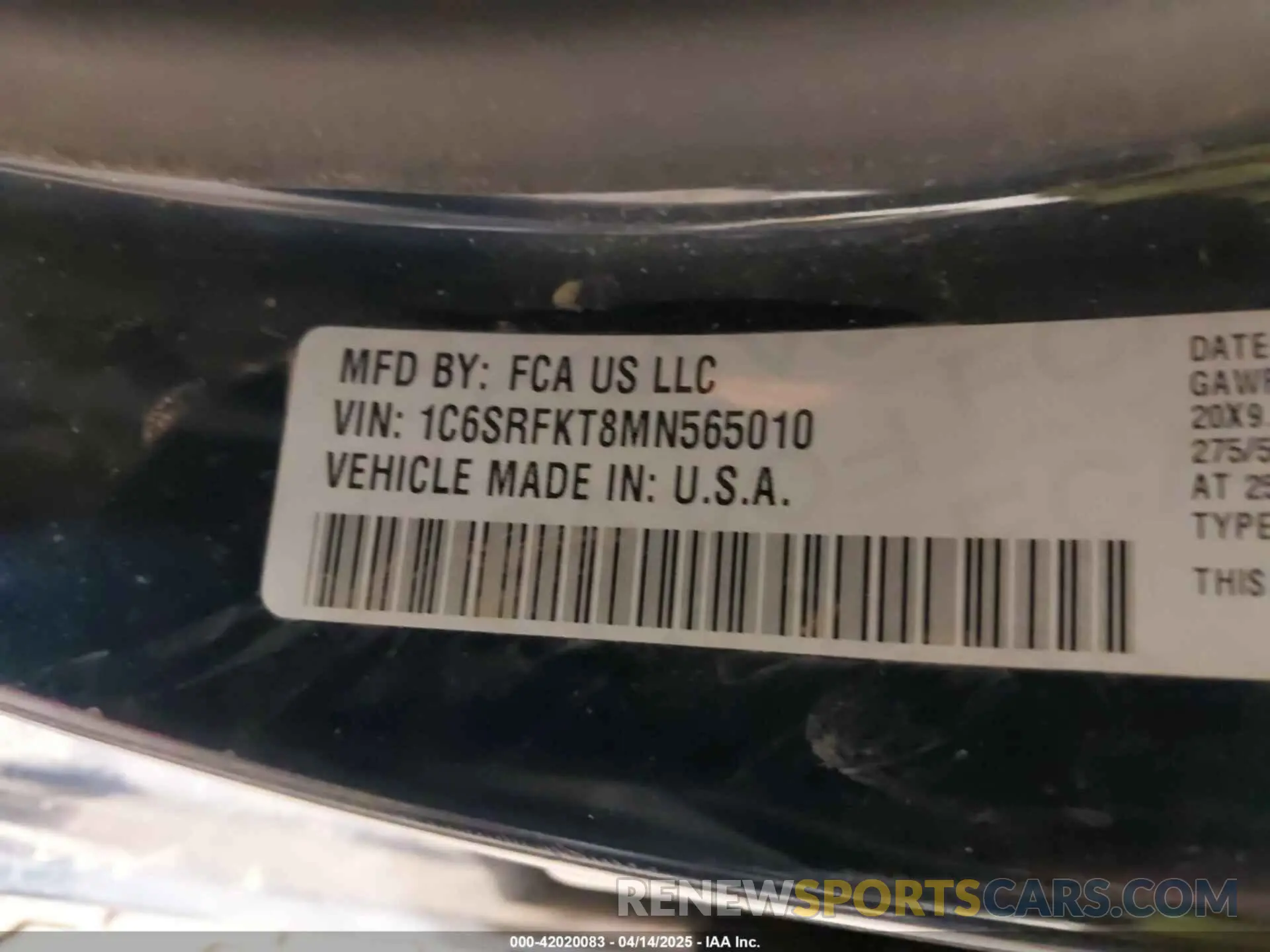 9 fotografías del automóvil dañado 1C6SRFKT8MN565010 RAM 1500 2021