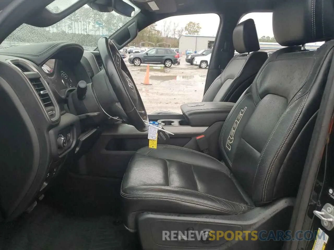 7 fotografías del automóvil dañado 1C6SRFLT1MN594878 RAM 1500 2021