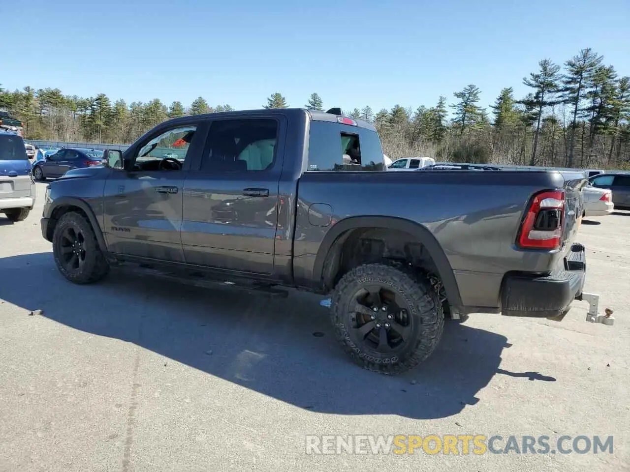 2 fotografías del automóvil dañado 1C6SRFLTXMN646198 RAM 1500 2021