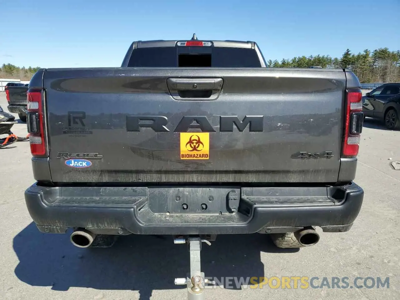 6 fotografías del automóvil dañado 1C6SRFLTXMN646198 RAM 1500 2021