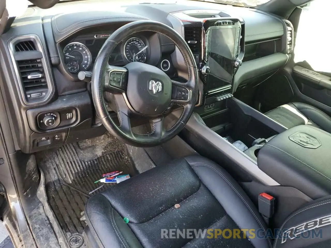 8 fotografías del automóvil dañado 1C6SRFLTXMN646198 RAM 1500 2021