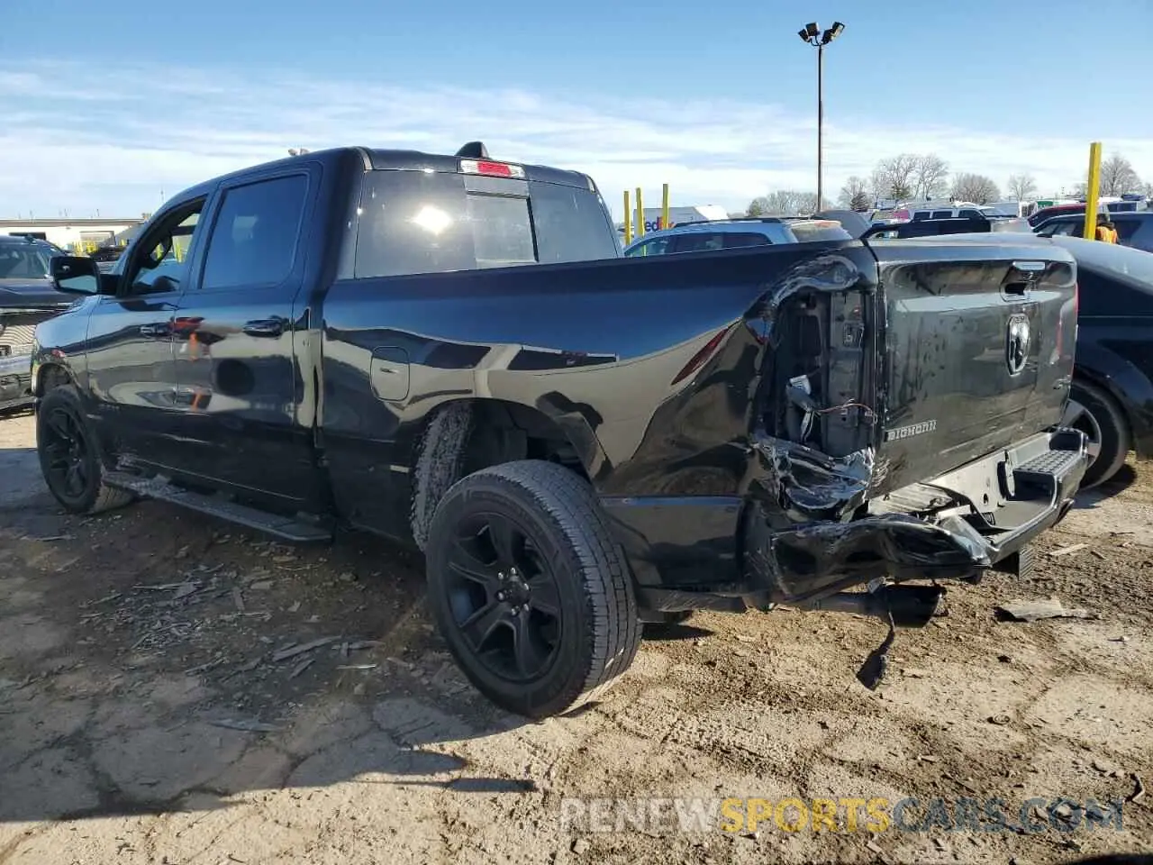 2 fotografías del automóvil dañado 1C6SRFMT6MN554715 RAM 1500 2021