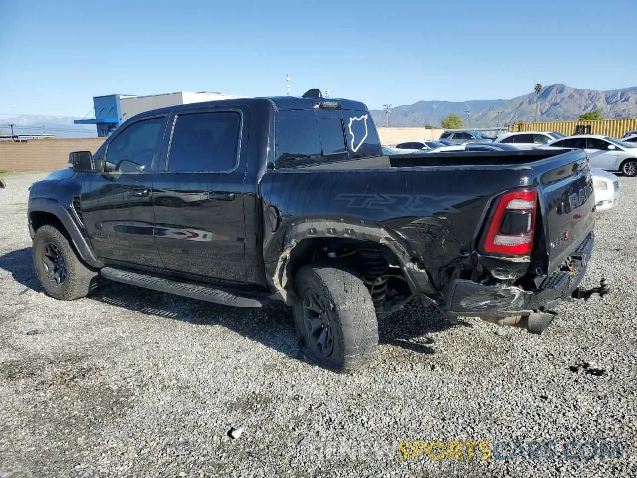 2 fotografías del automóvil dañado 1C6SRFU91MN723933 RAM 1500 2021
