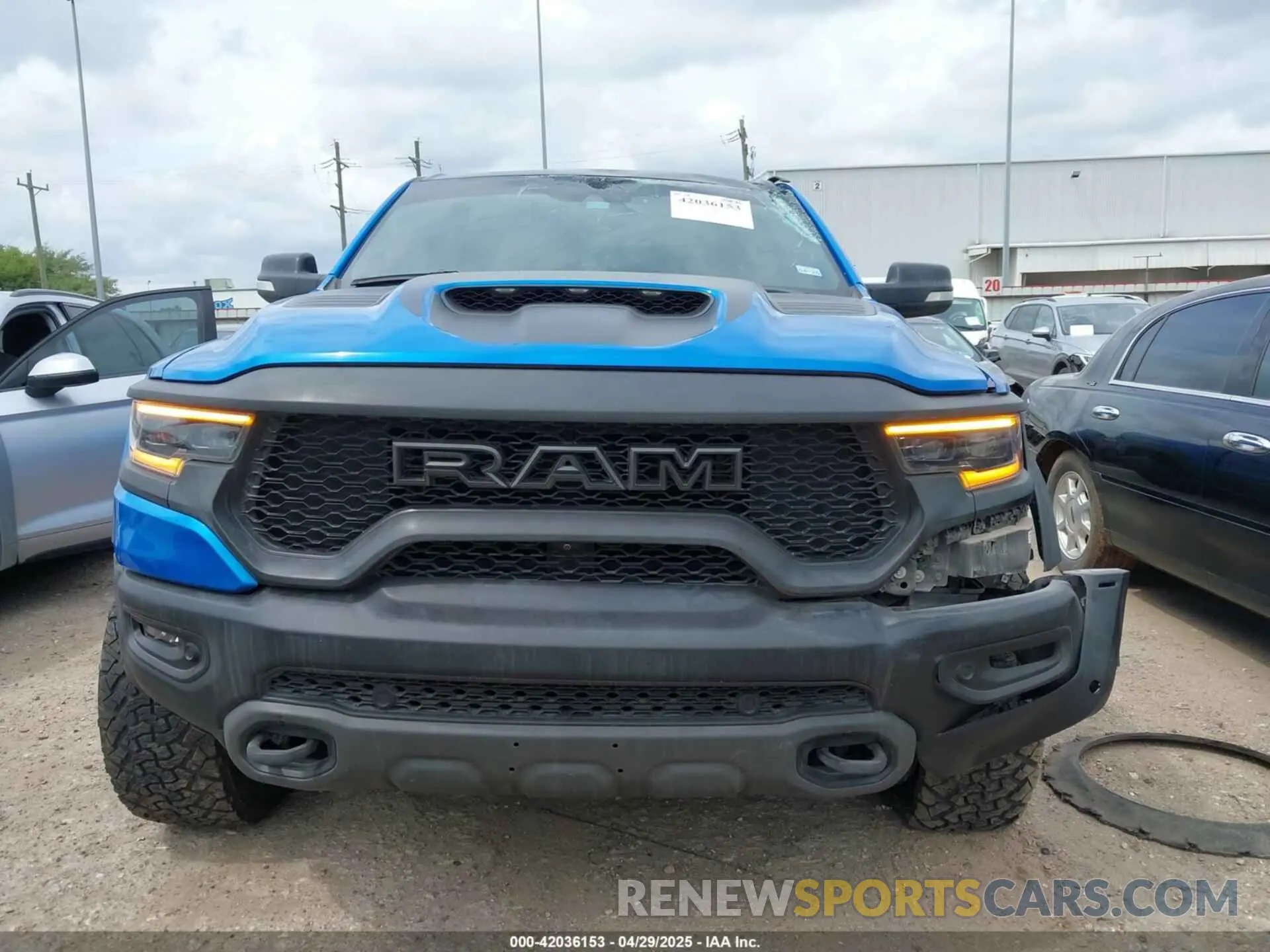 12 fotografías del automóvil dañado 1C6SRFU91MN903851 RAM 1500 2021