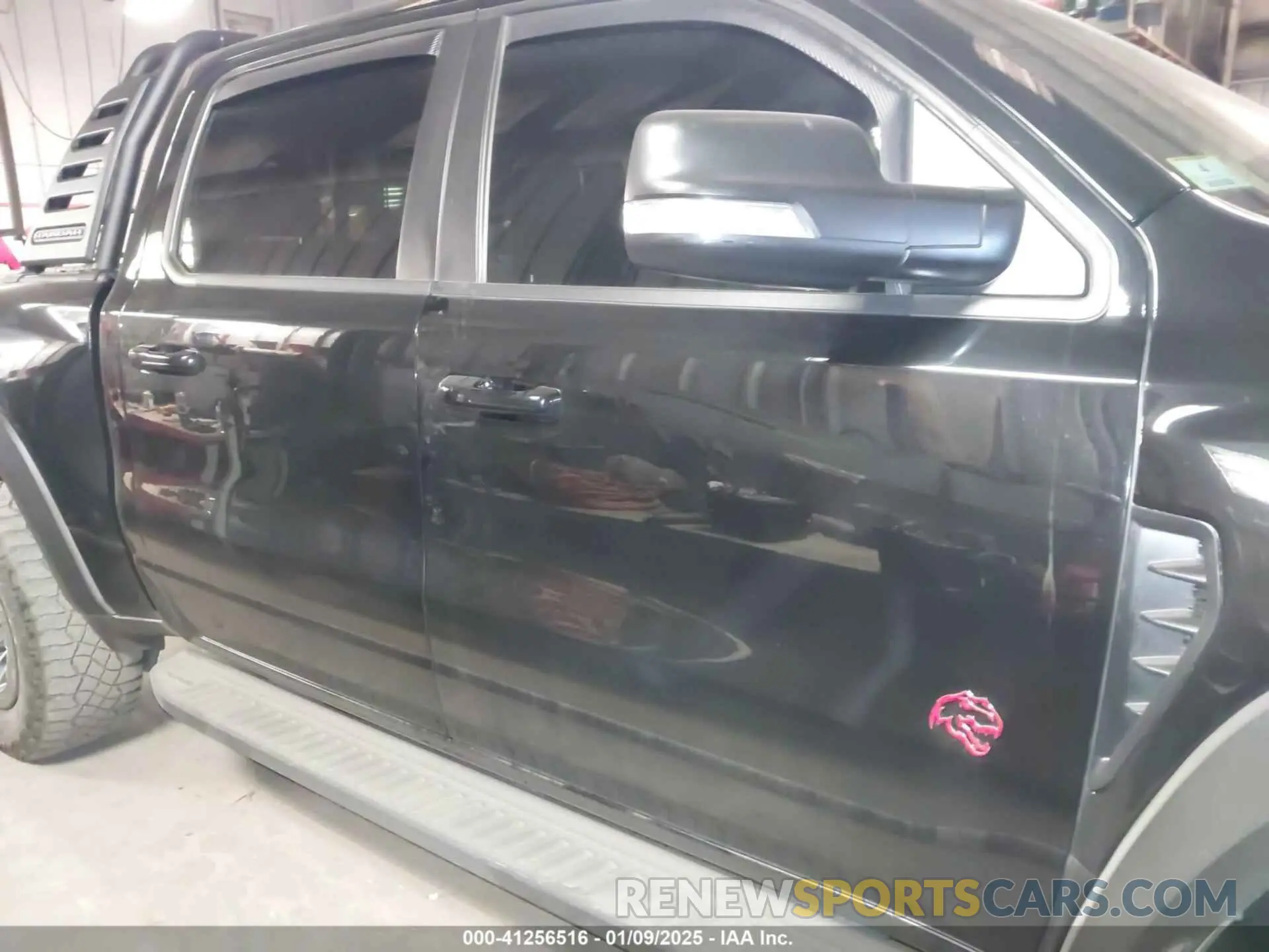 13 fotografías del automóvil dañado 1C6SRFU92MN902580 RAM 1500 2021