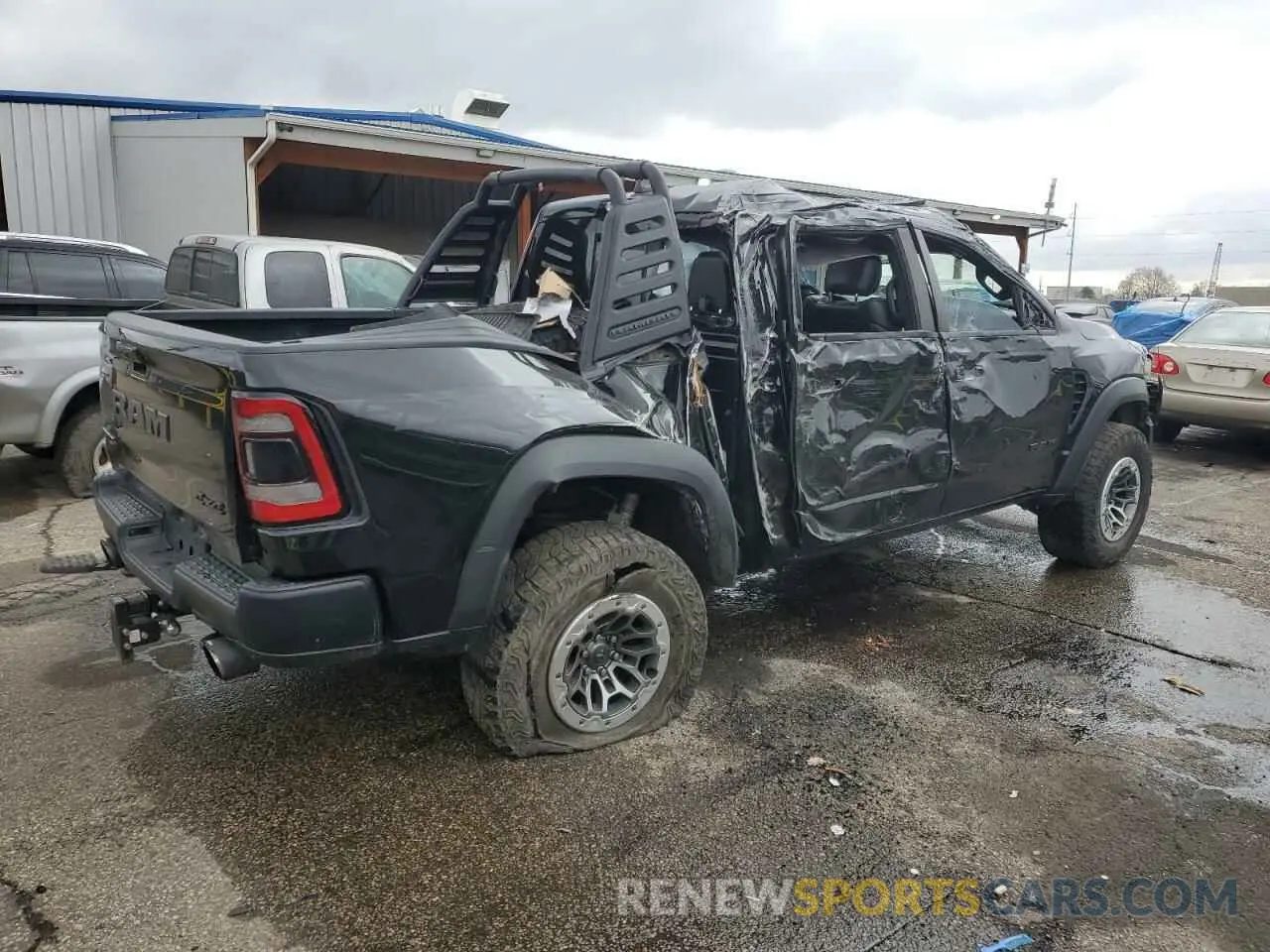 3 fotografías del automóvil dañado 1C6SRFU93MN719060 RAM 1500 2021