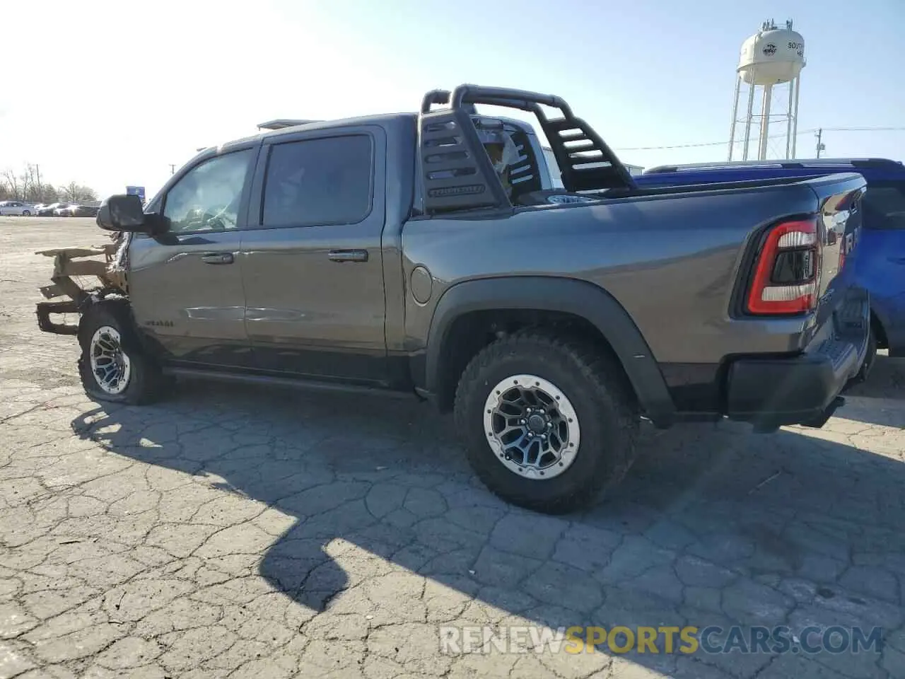 2 fotografías del automóvil dañado 1C6SRFU94MN684724 RAM 1500 2021