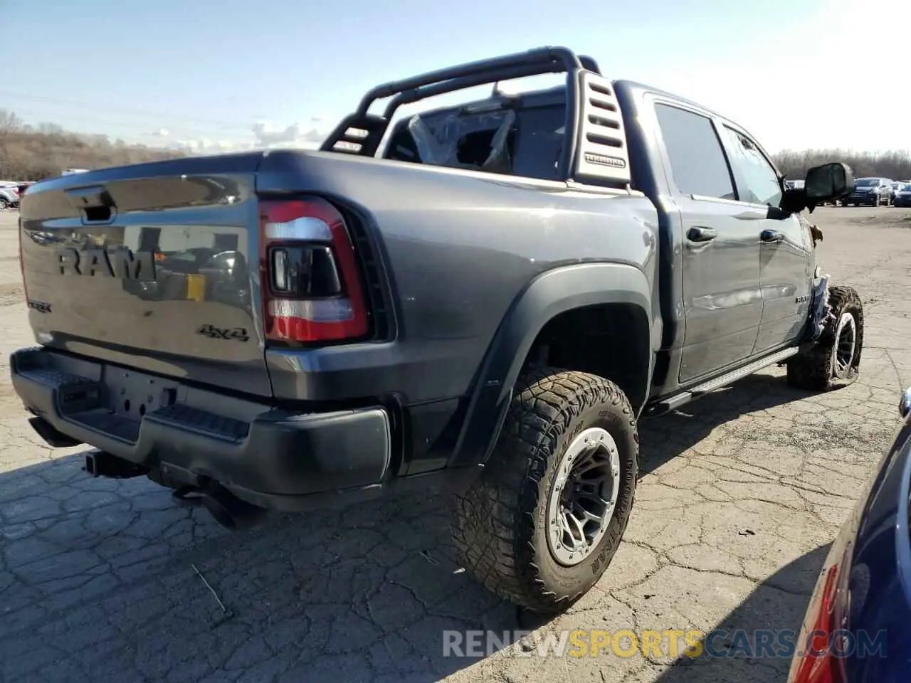 3 fotografías del automóvil dañado 1C6SRFU94MN684724 RAM 1500 2021