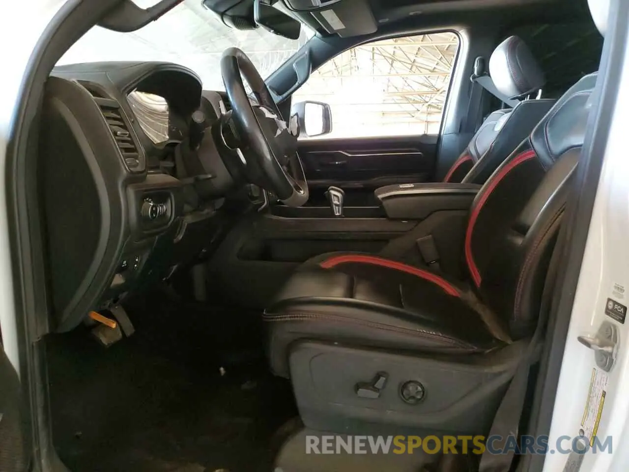 7 fotografías del automóvil dañado 1C6SRFU94MN764282 RAM 1500 2021