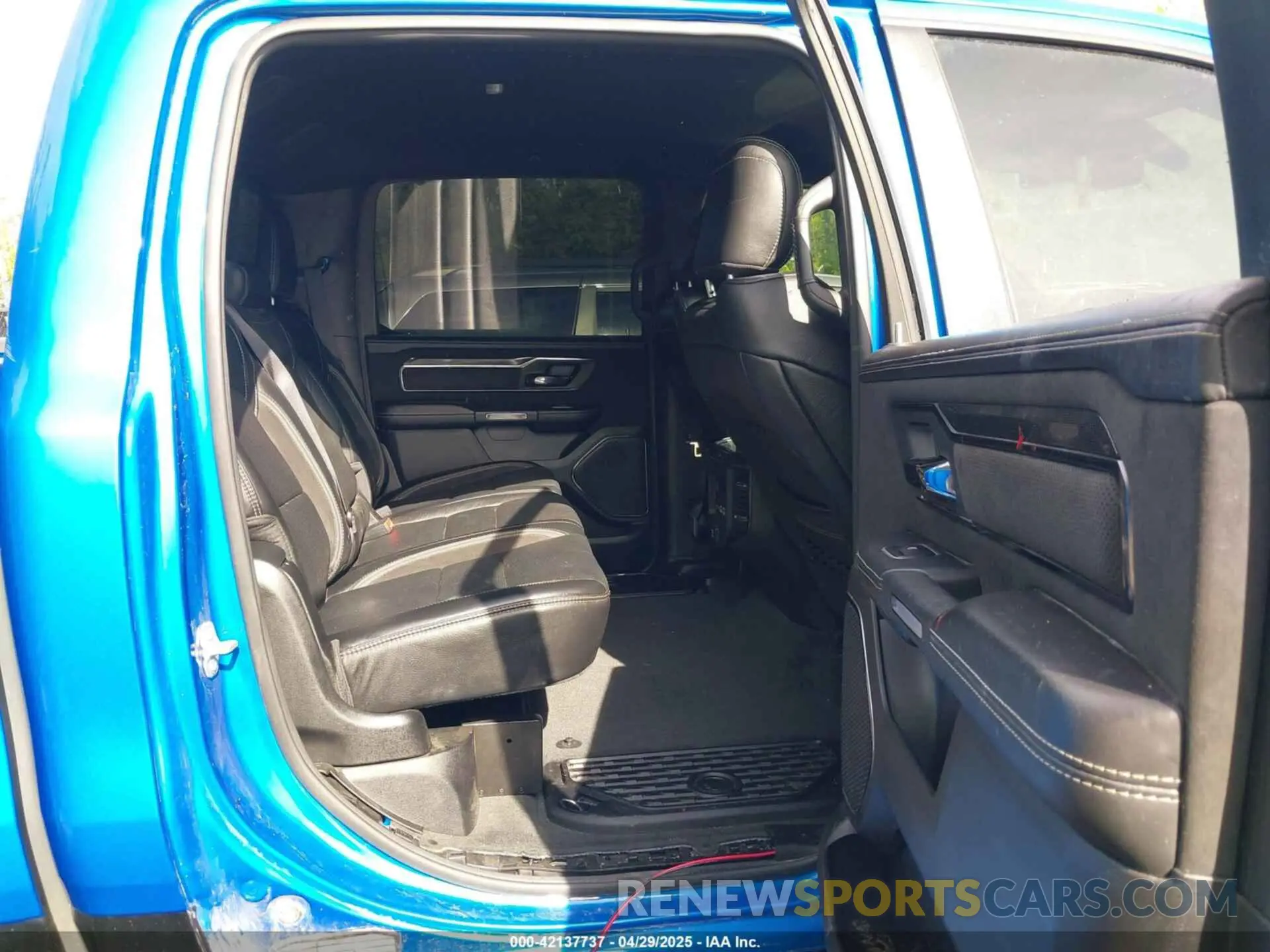 8 fotografías del automóvil dañado 1C6SRFU94MN812802 RAM 1500 2021
