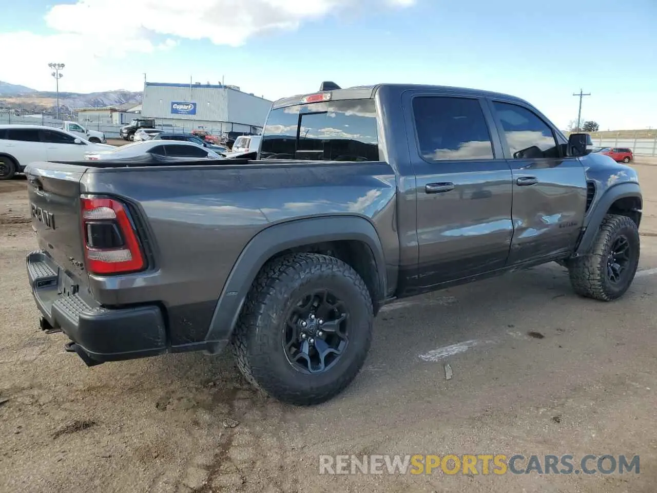 3 fotografías del automóvil dañado 1C6SRFU98MN741605 RAM 1500 2021