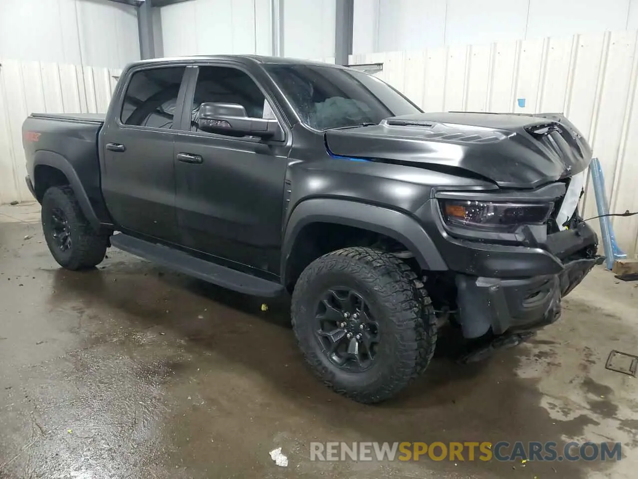 4 fotografías del automóvil dañado 1C6SRFU98MN754533 RAM 1500 2021