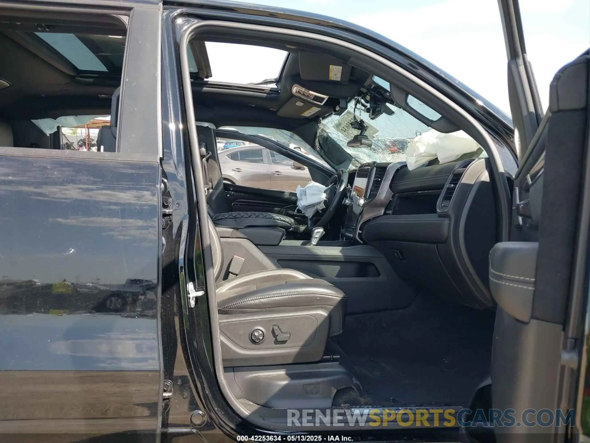 5 fotografías del automóvil dañado 1C6SRFU98MN902423 RAM 1500 2021