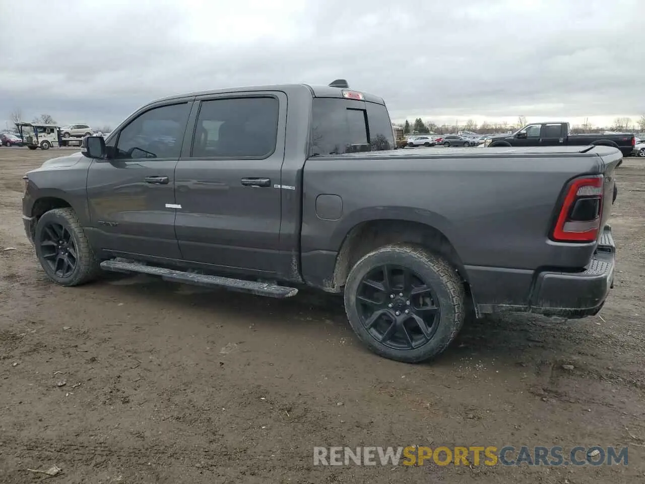 2 fotografías del automóvil dañado 1C6SRFVT6MN663318 RAM 1500 2021