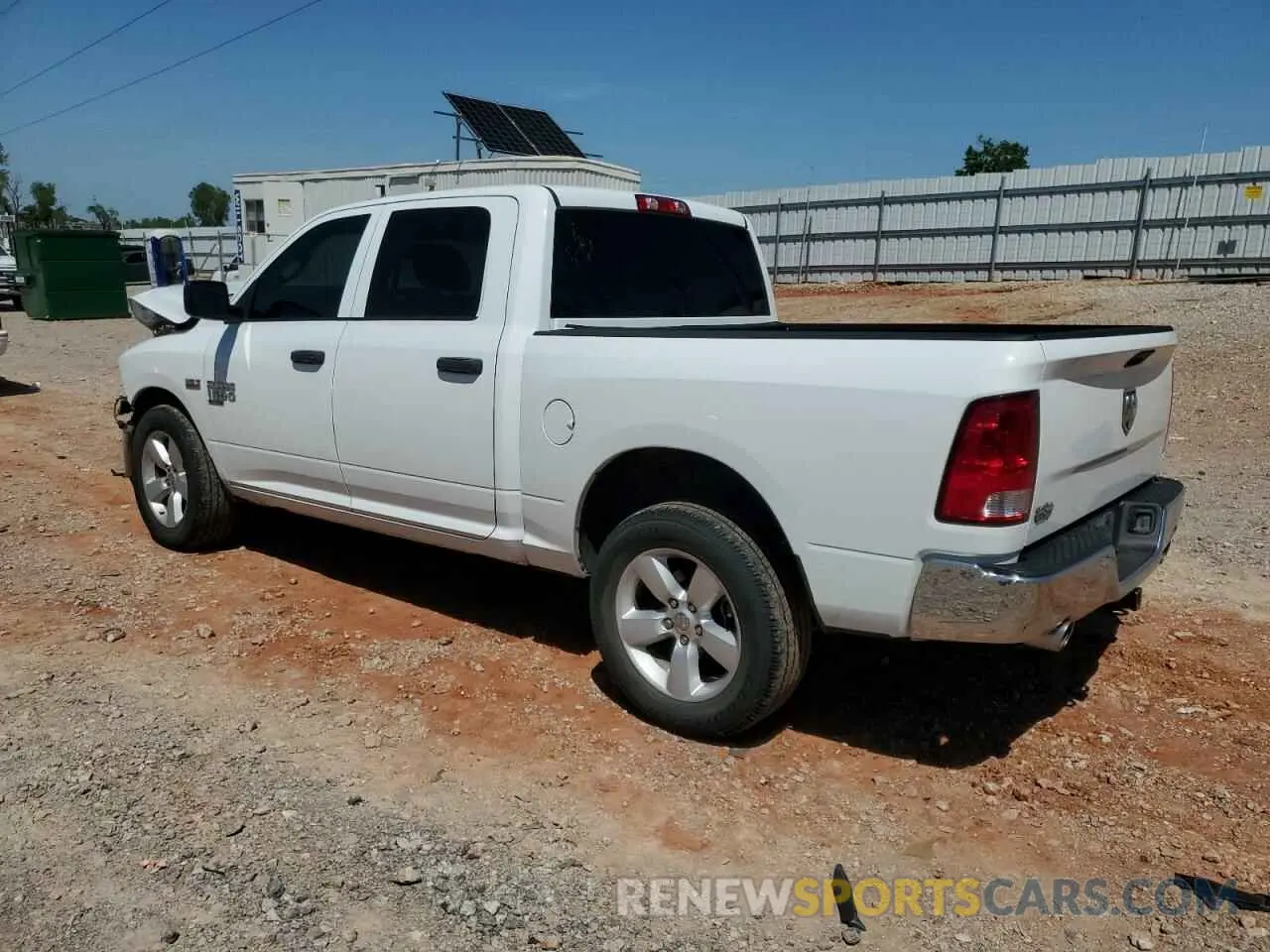 2 fotografías del automóvil dañado 3C6RR6KT0MG713948 RAM 1500 2021