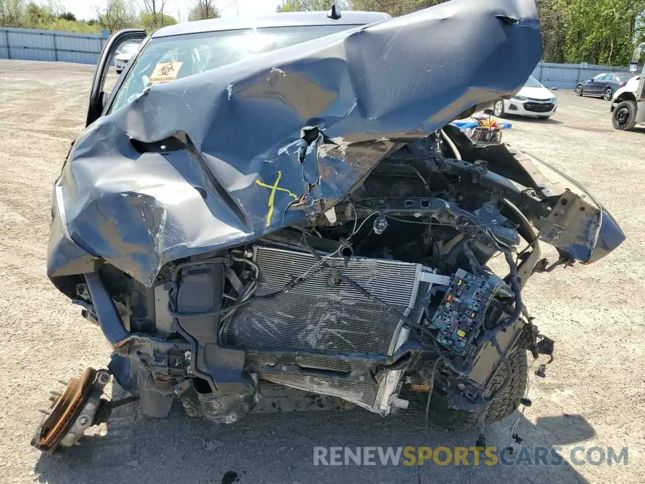 11 fotografías del automóvil dañado 3C6RR7KT5MG615049 RAM 1500 2021