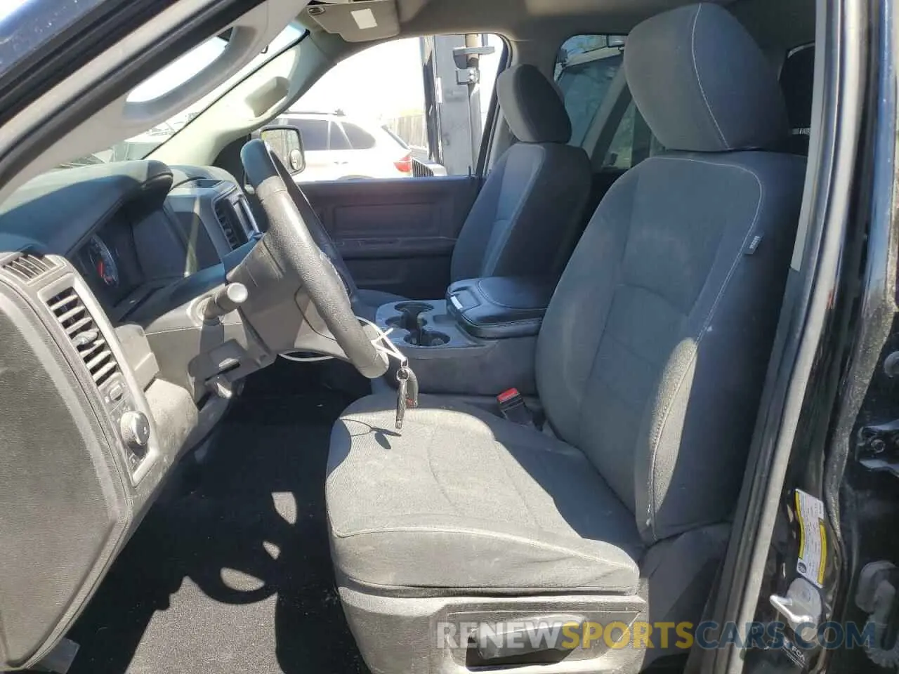 7 fotografías del automóvil dañado 1C6RR6FG7NS154972 RAM 1500 2022