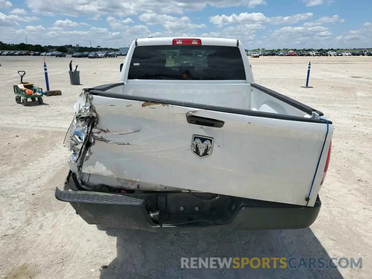 6 fotografías del automóvil dañado 1C6RR6FG7NS161596 RAM 1500 2022