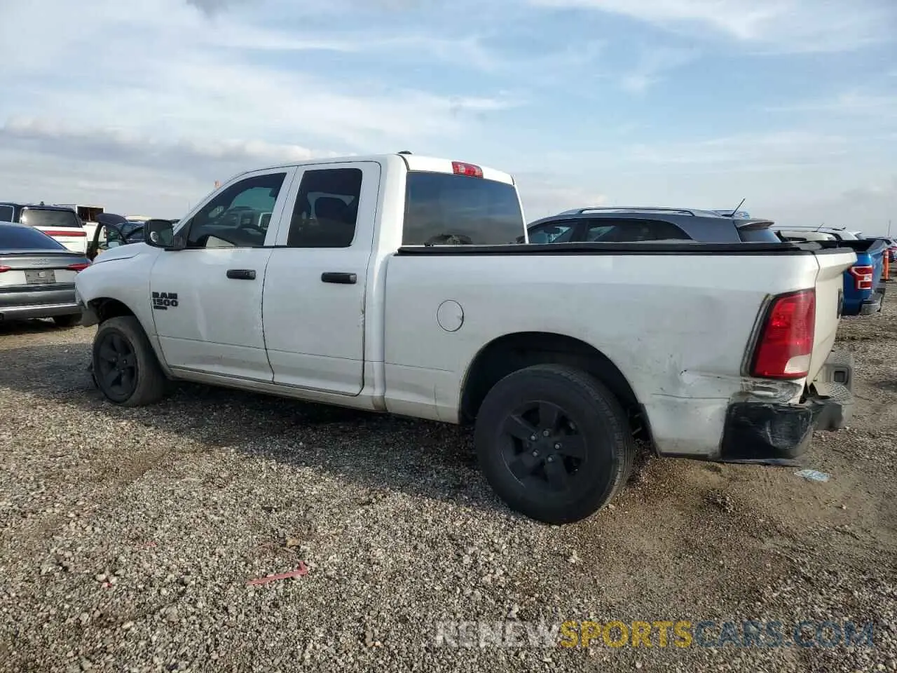 2 fotografías del automóvil dañado 1C6RR6FG9NS229736 RAM 1500 2022