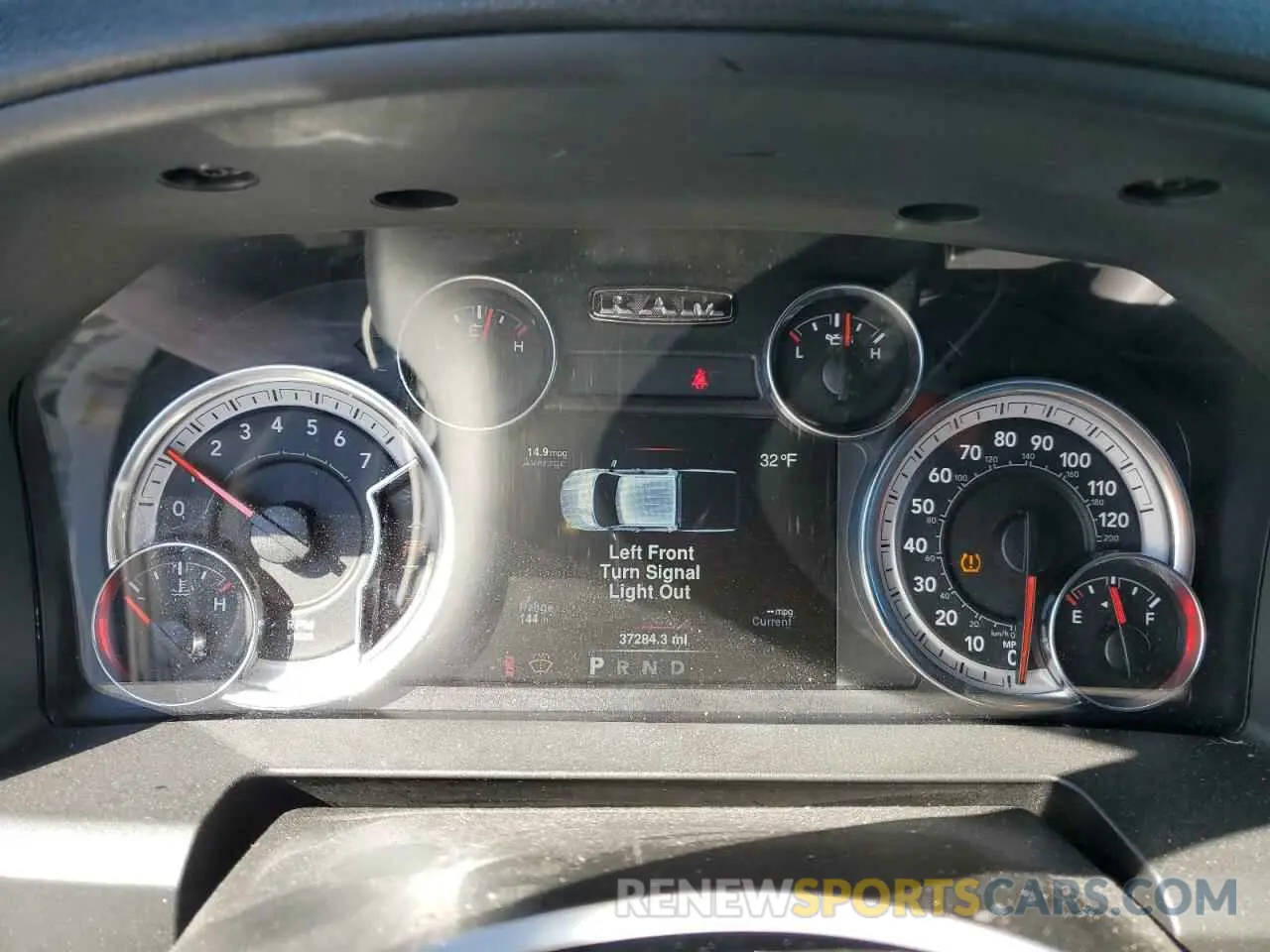9 fotografías del automóvil dañado 1C6RR7GG1NS122930 RAM 1500 2022