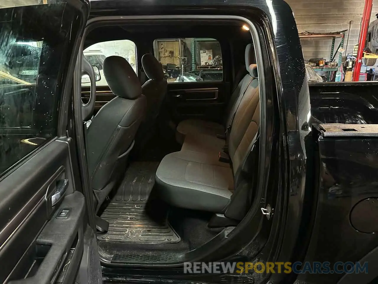 6 fotografías del automóvil dañado 1C6RR7LG4NS122586 RAM 1500 2022