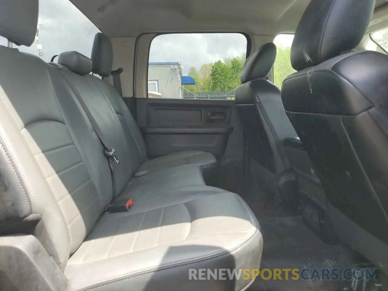 10 fotografías del automóvil dañado 1C6RR7ST8NS139499 RAM 1500 2022