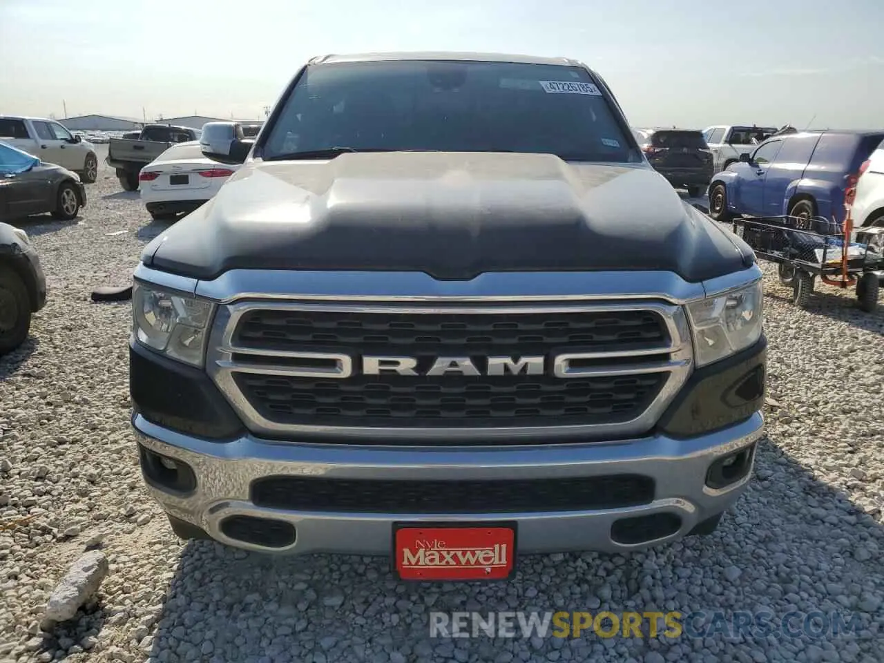 5 fotografías del automóvil dañado 1C6RREBG1NN357970 RAM 1500 2022