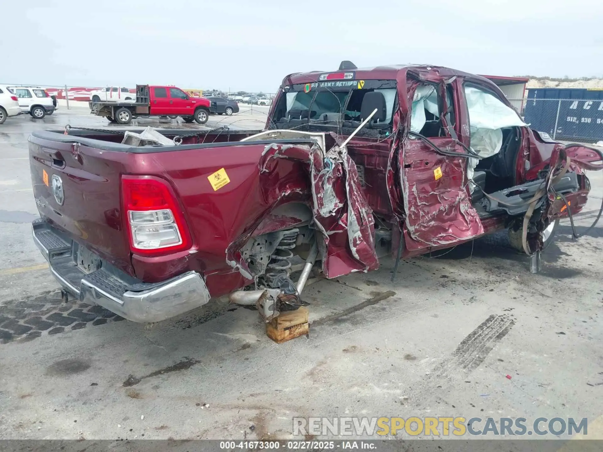 4 fotografías del automóvil dañado 1C6RREBG1NN382464 RAM 1500 2022