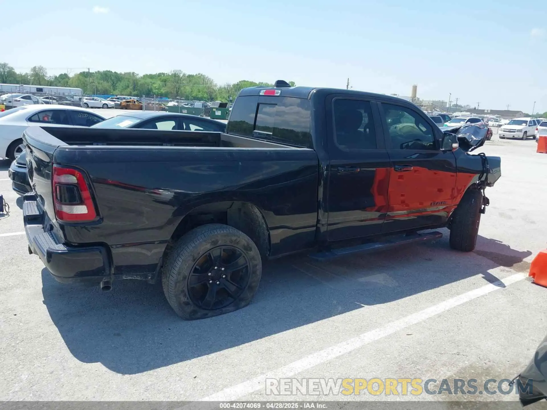 13 fotografías del automóvil dañado 1C6RREBG2NN122445 RAM 1500 2022
