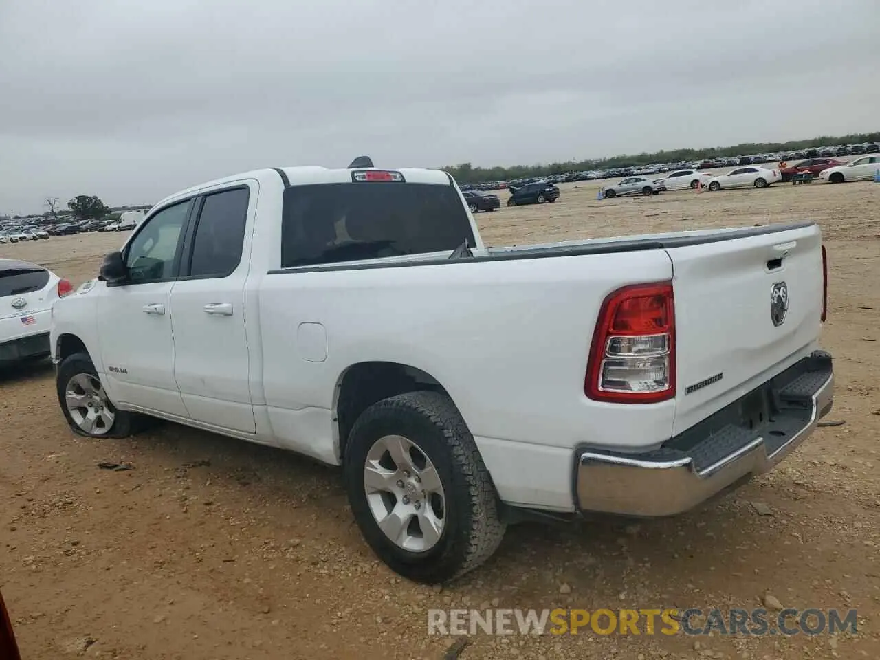 2 fotografías del automóvil dañado 1C6RREBG7NN273085 RAM 1500 2022