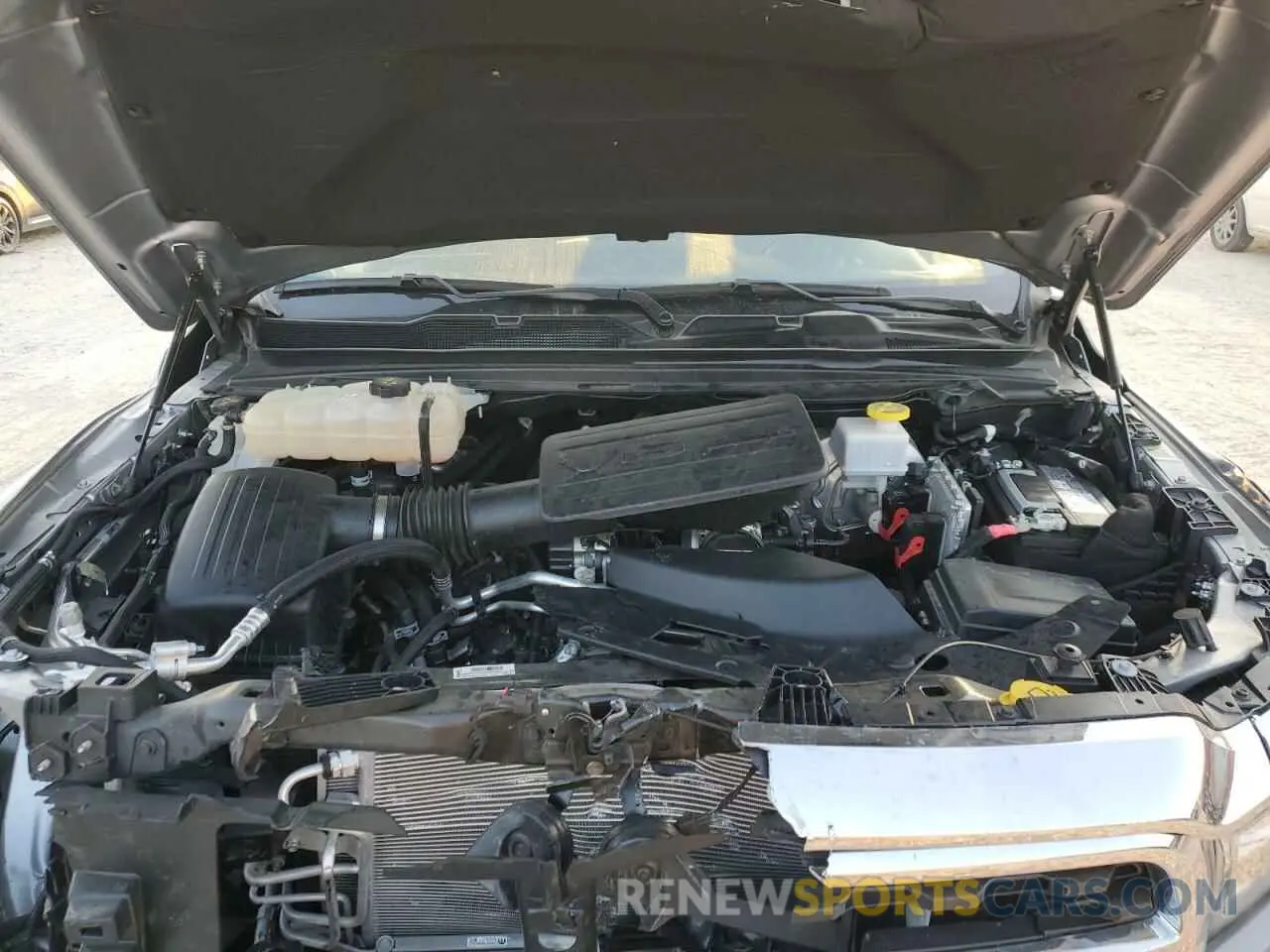 11 fotografías del automóvil dañado 1C6RREBG7NN398152 RAM 1500 2022