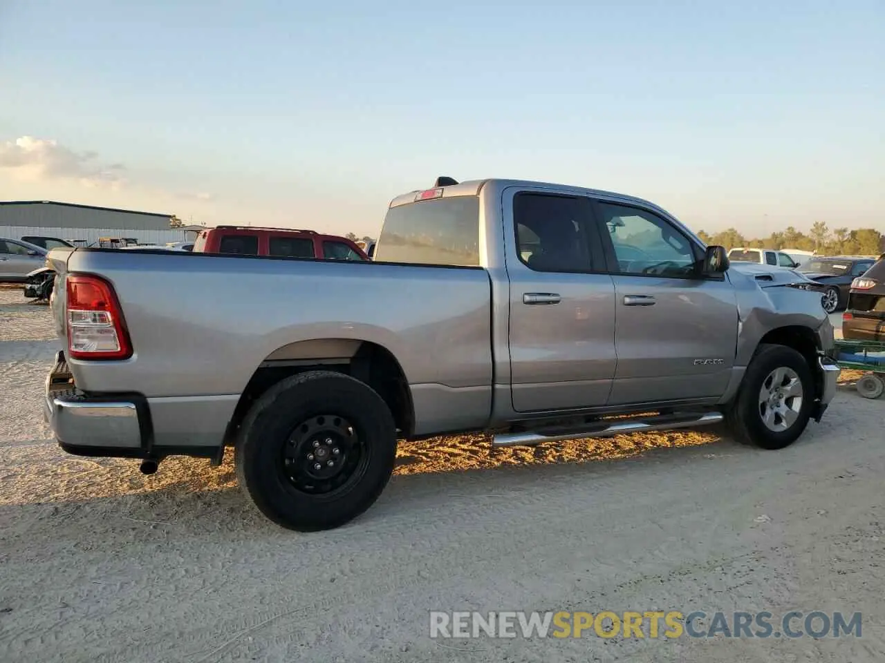 3 fotografías del automóvil dañado 1C6RREBG7NN398152 RAM 1500 2022