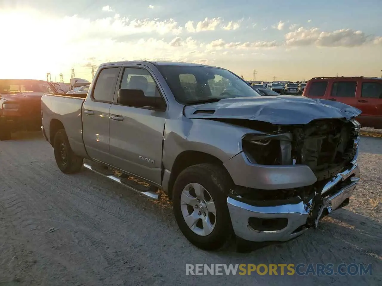 4 fotografías del automóvil dañado 1C6RREBG7NN398152 RAM 1500 2022
