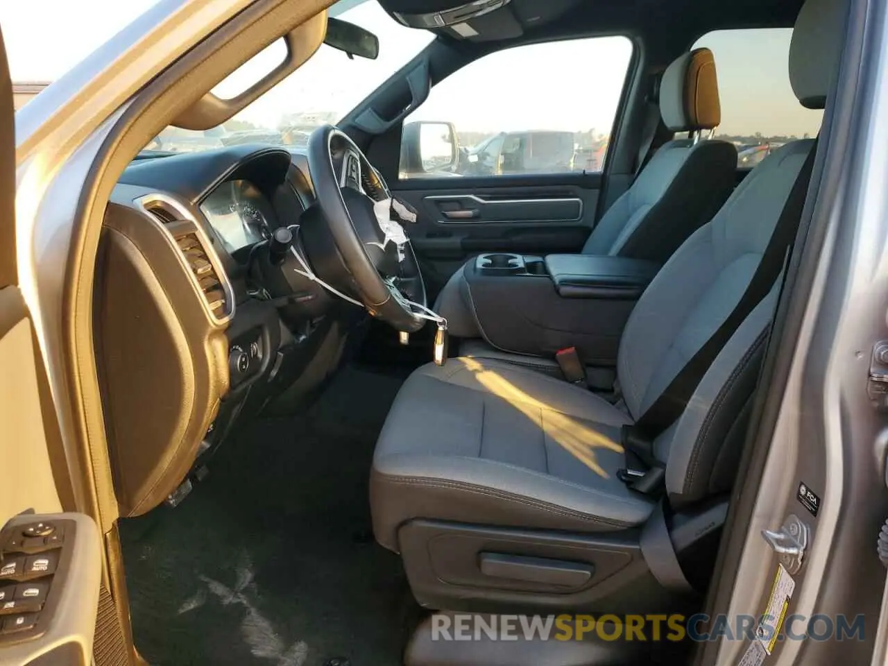 7 fotografías del automóvil dañado 1C6RREBG7NN398152 RAM 1500 2022