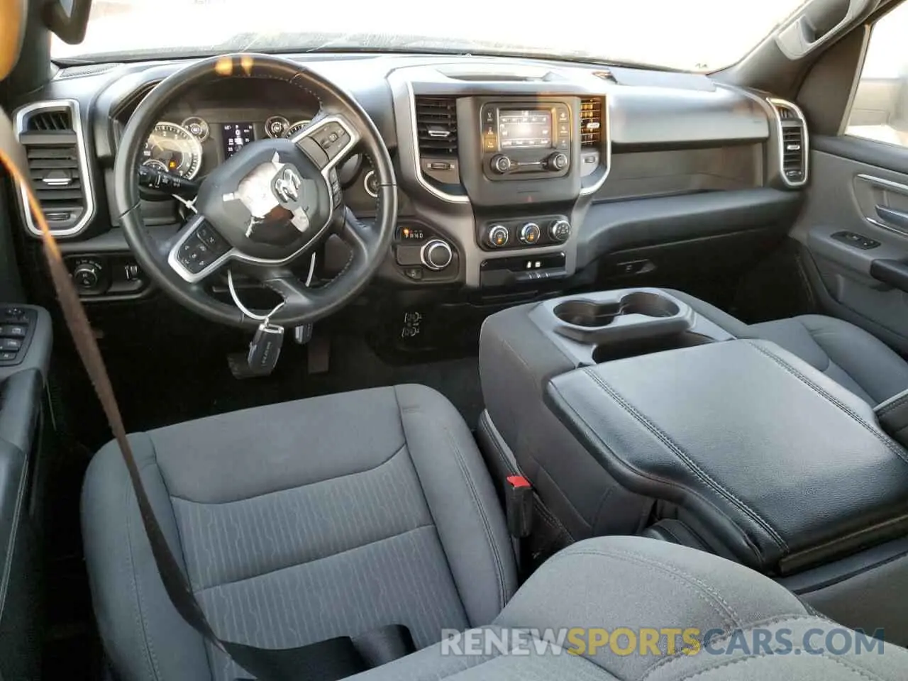 8 fotografías del automóvil dañado 1C6RREBG7NN398152 RAM 1500 2022