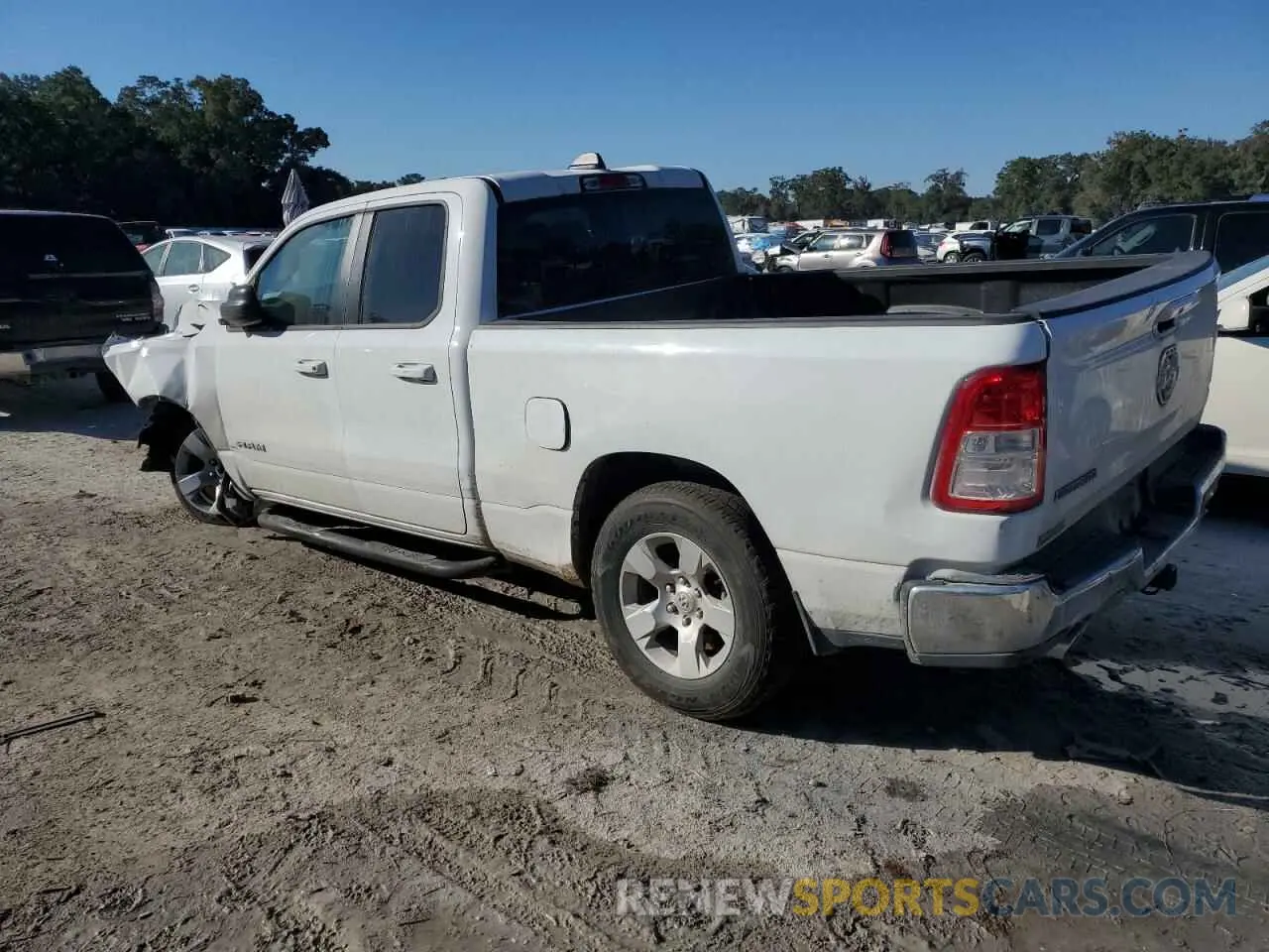 2 fotografías del automóvil dañado 1C6RREBT0NN227904 RAM 1500 2022