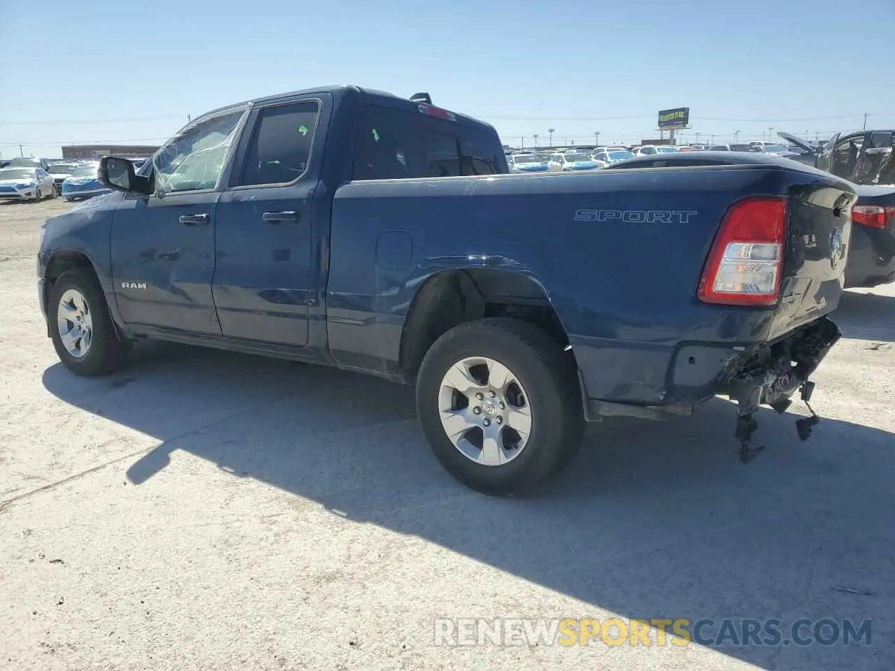 2 fotografías del automóvil dañado 1C6RREBT6NN187330 RAM 1500 2022