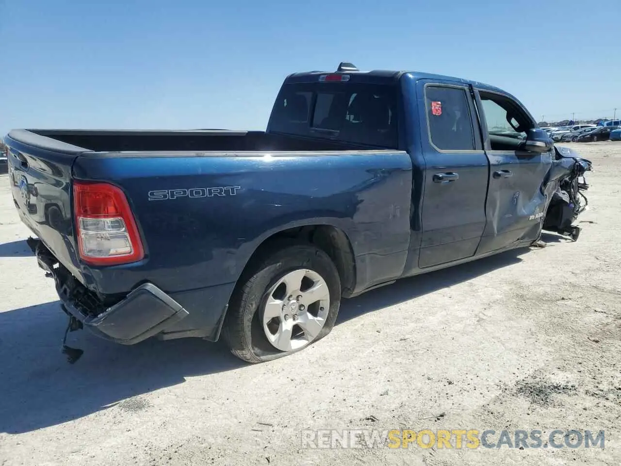 3 fotografías del automóvil dañado 1C6RREBT6NN187330 RAM 1500 2022