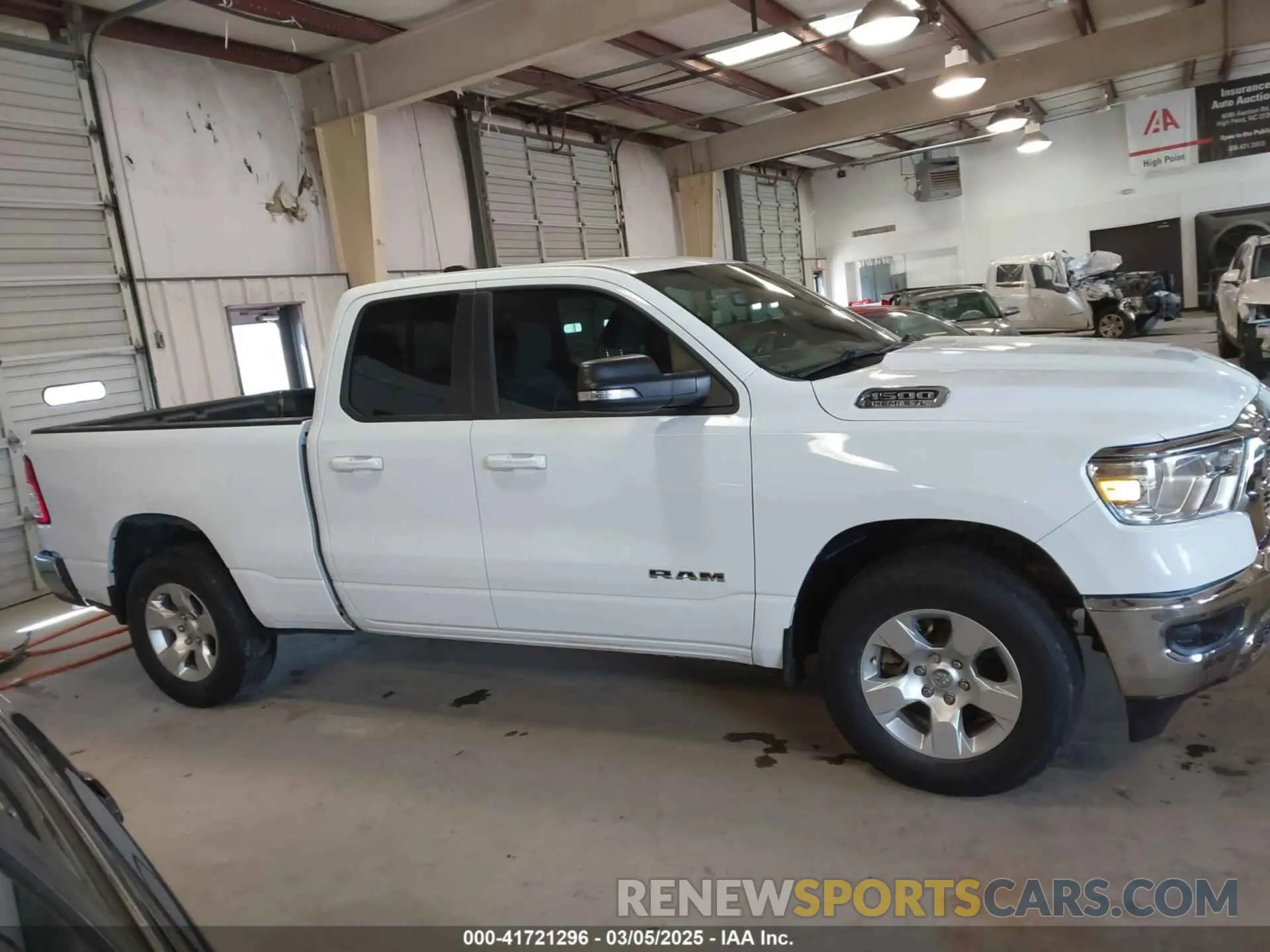 13 fotografías del automóvil dañado 1C6RREBT7NN104956 RAM 1500 2022