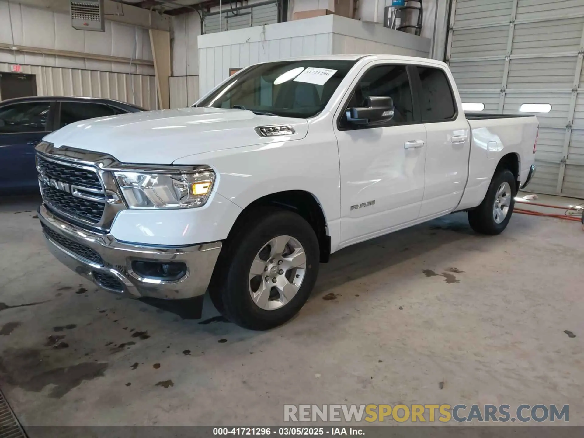 2 fotografías del automóvil dañado 1C6RREBT7NN104956 RAM 1500 2022