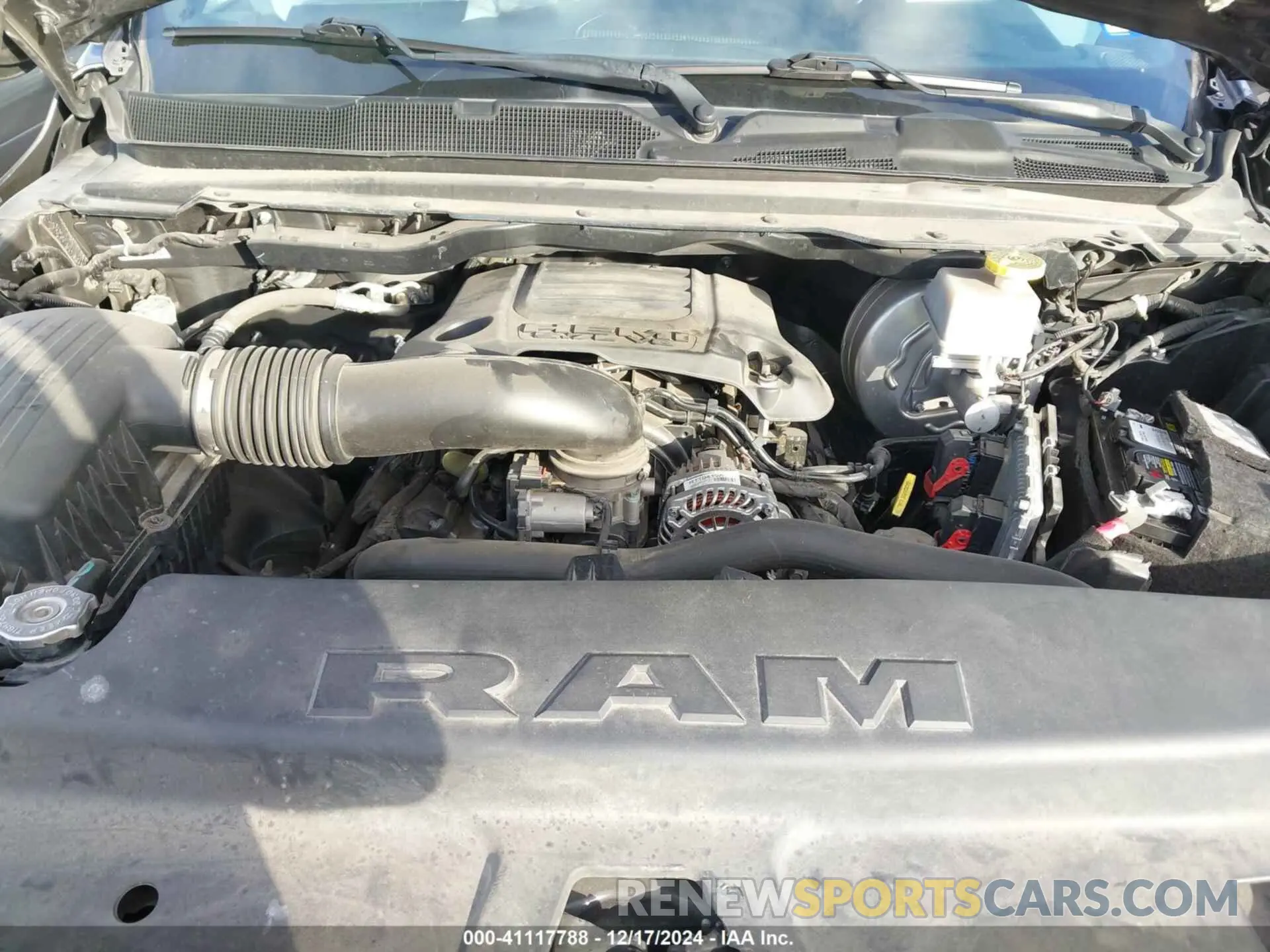 10 fotografías del automóvil dañado 1C6RREBTXNN152855 RAM 1500 2022