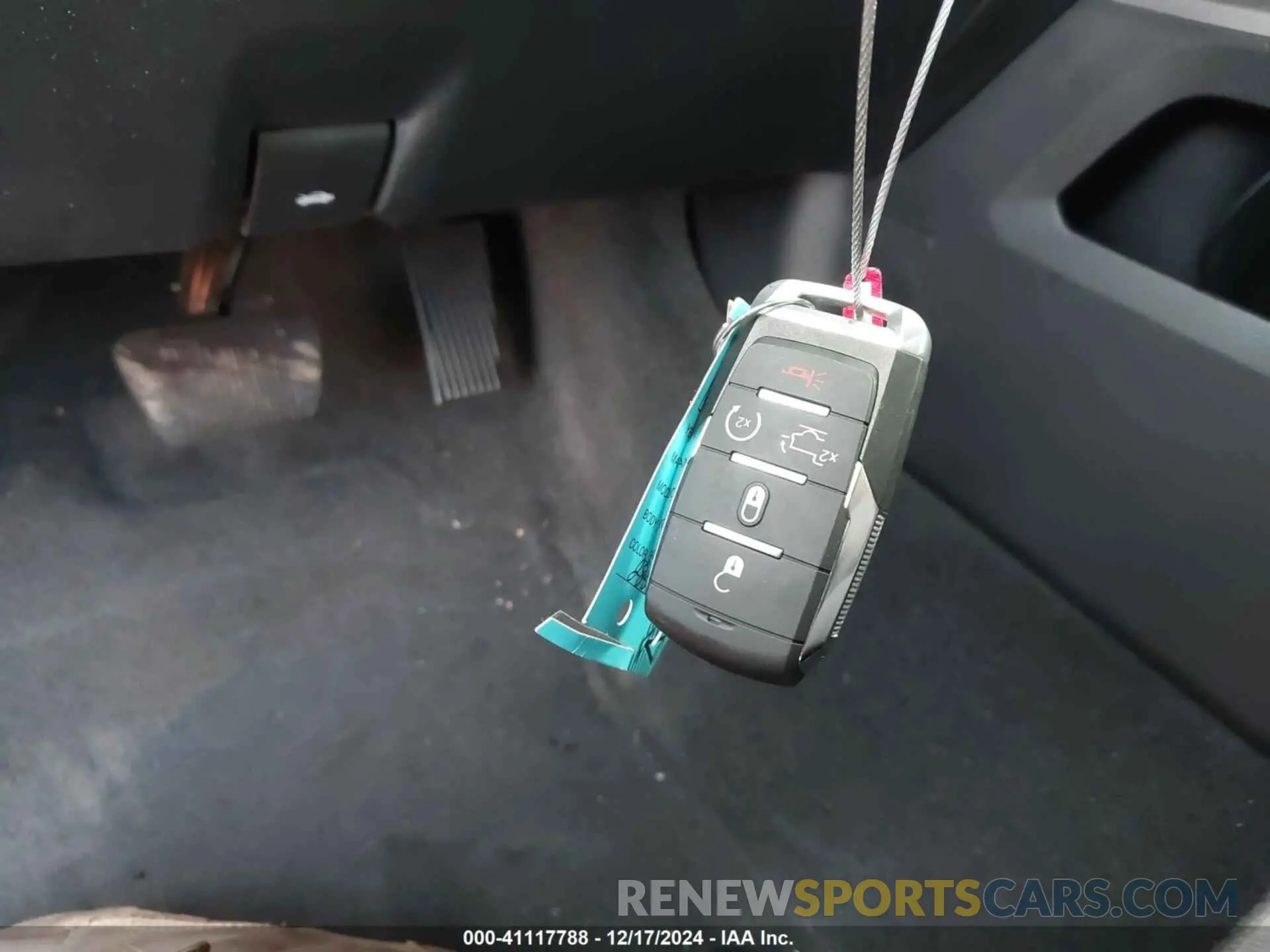 11 fotografías del automóvil dañado 1C6RREBTXNN152855 RAM 1500 2022