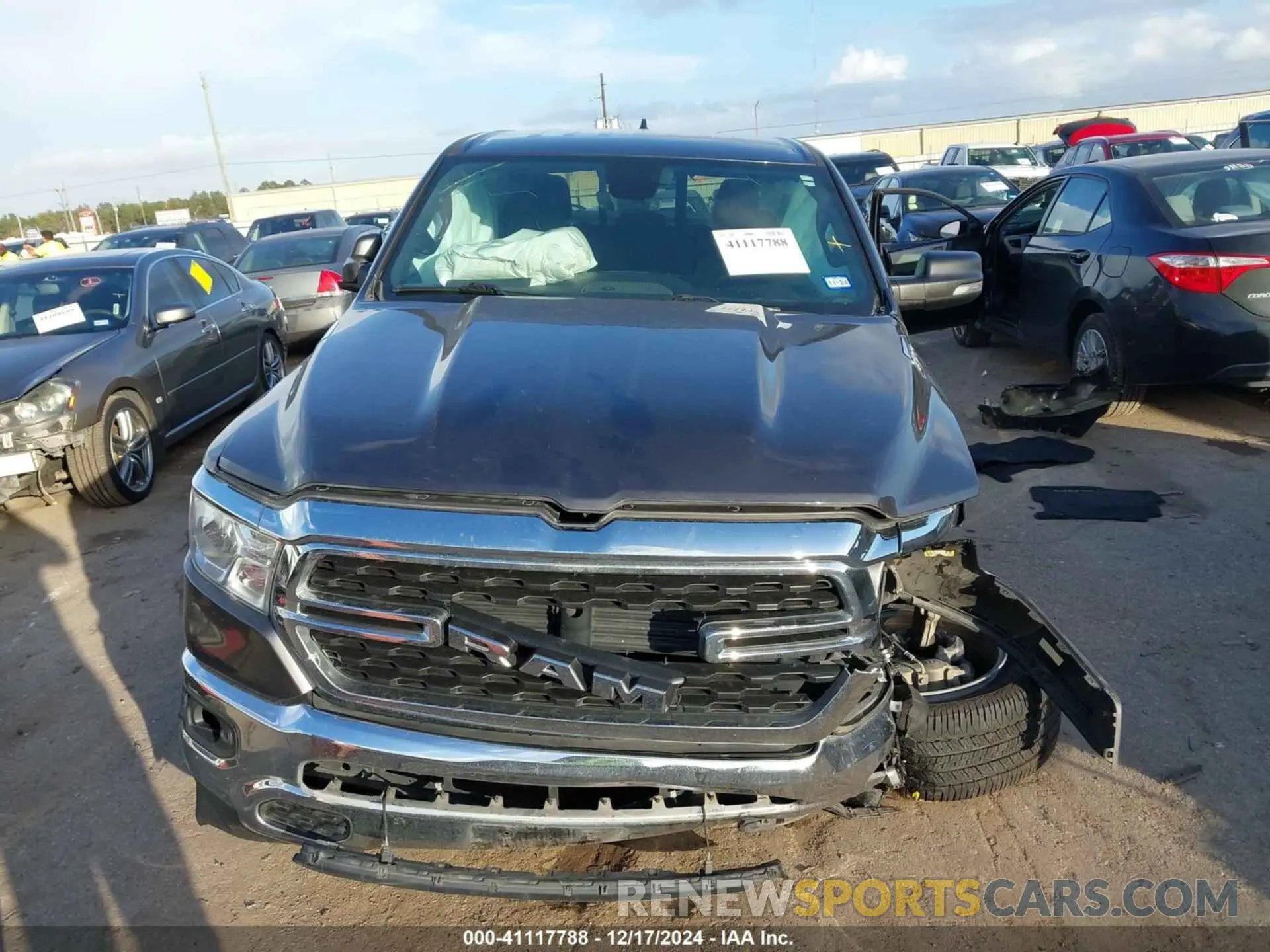 12 fotografías del automóvil dañado 1C6RREBTXNN152855 RAM 1500 2022