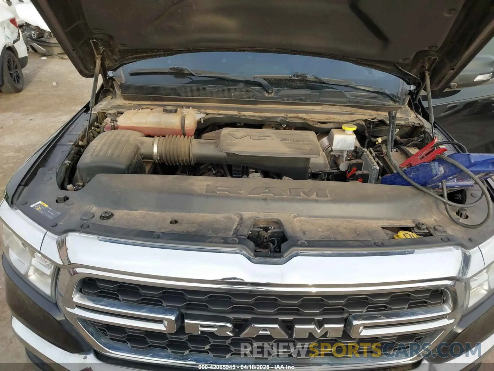 10 fotografías del automóvil dañado 1C6RREFG1NN253599 RAM 1500 2022